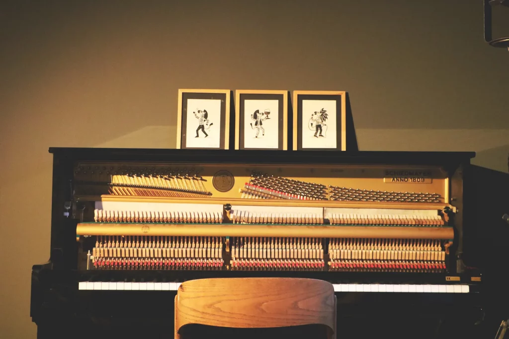 piano et tableaux